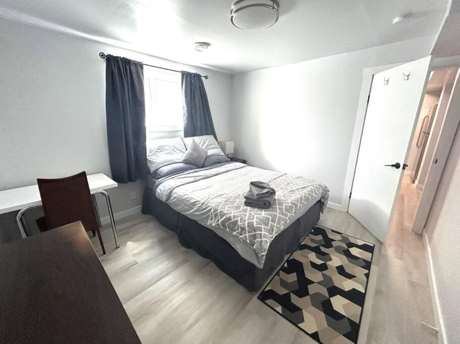 Highland Park Cozy Appartement YYC Buitenkant foto